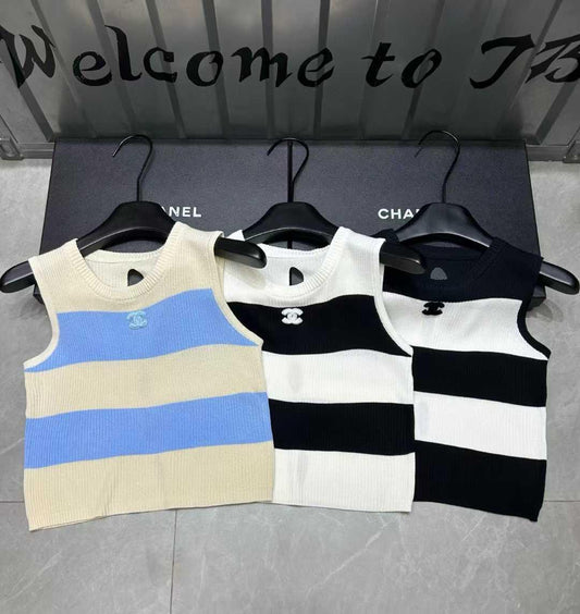 Chanel top