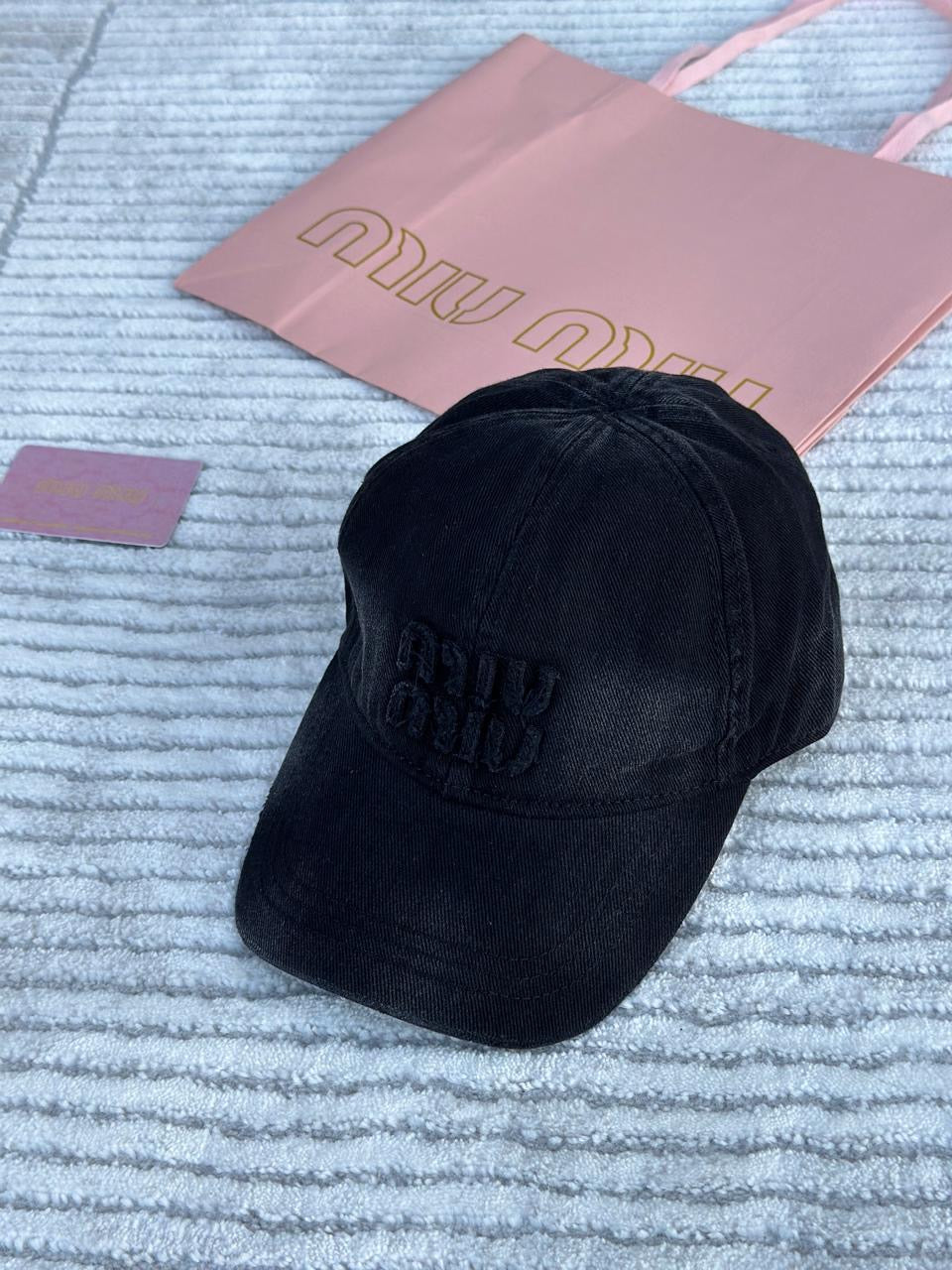 Miu miu cap