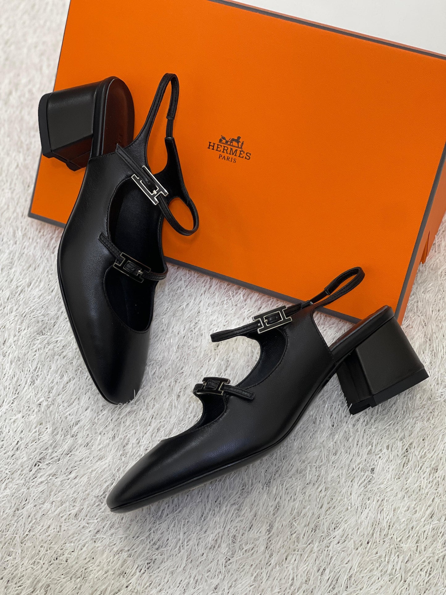 Hermes heels