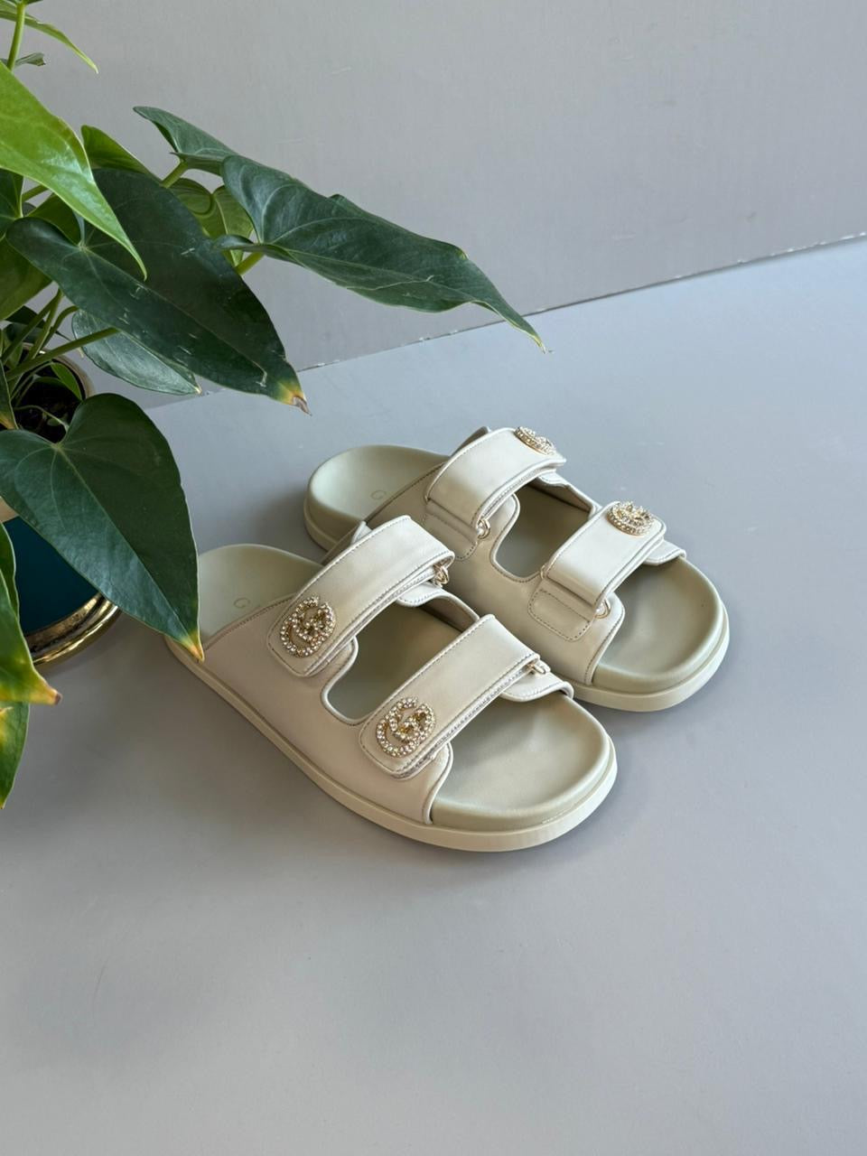 Gucci slippers