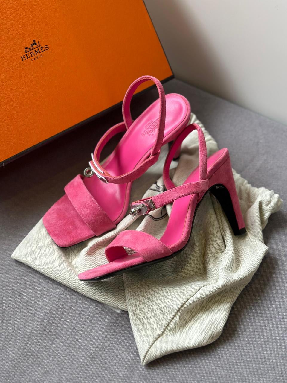 Hermes sandals heels