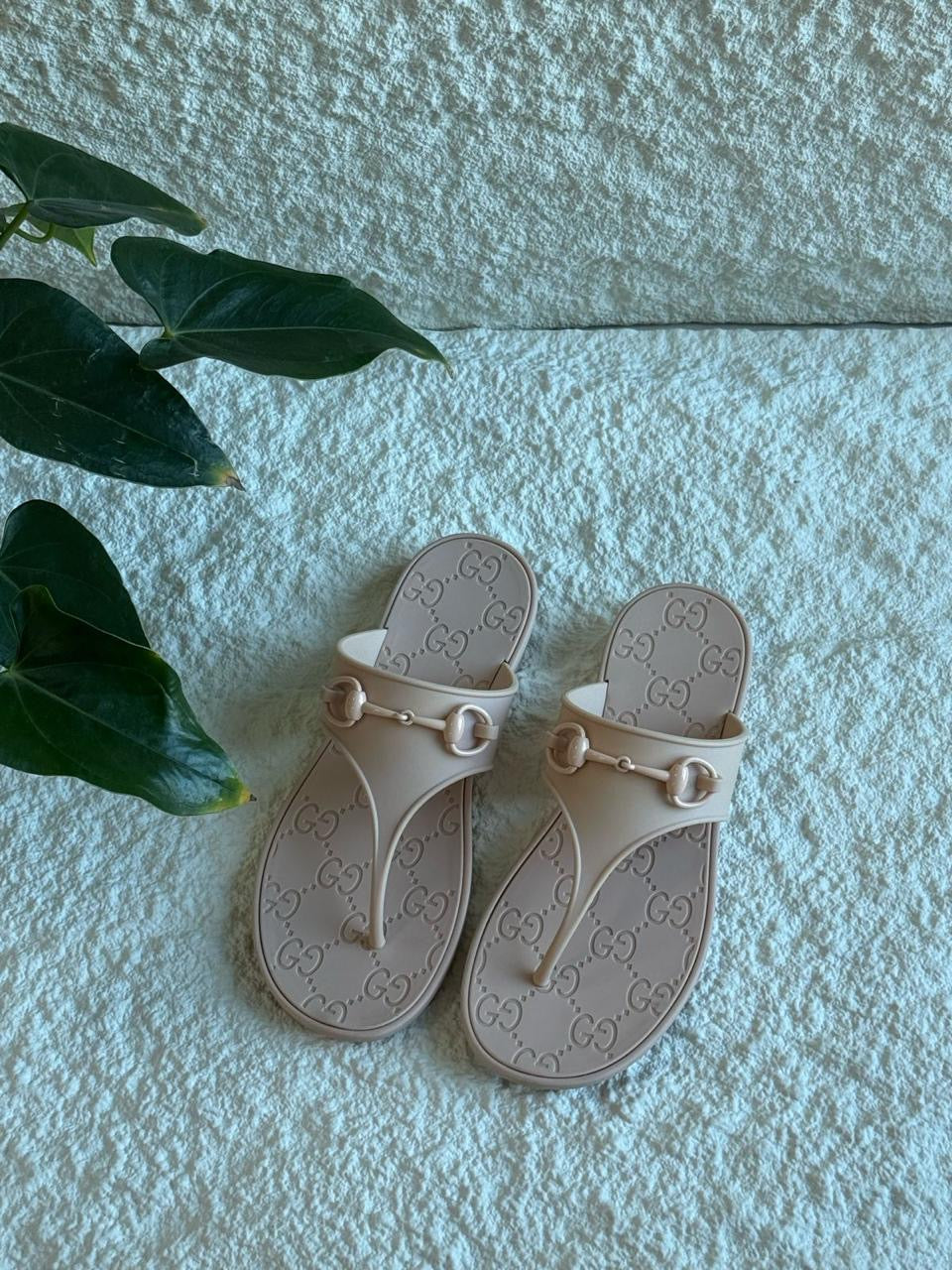 Gucci slippers