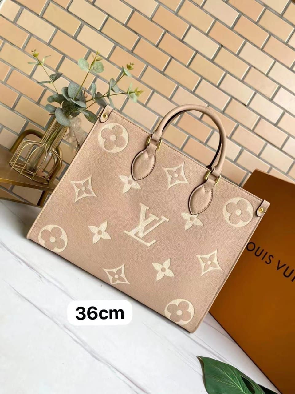 Lv bag tote