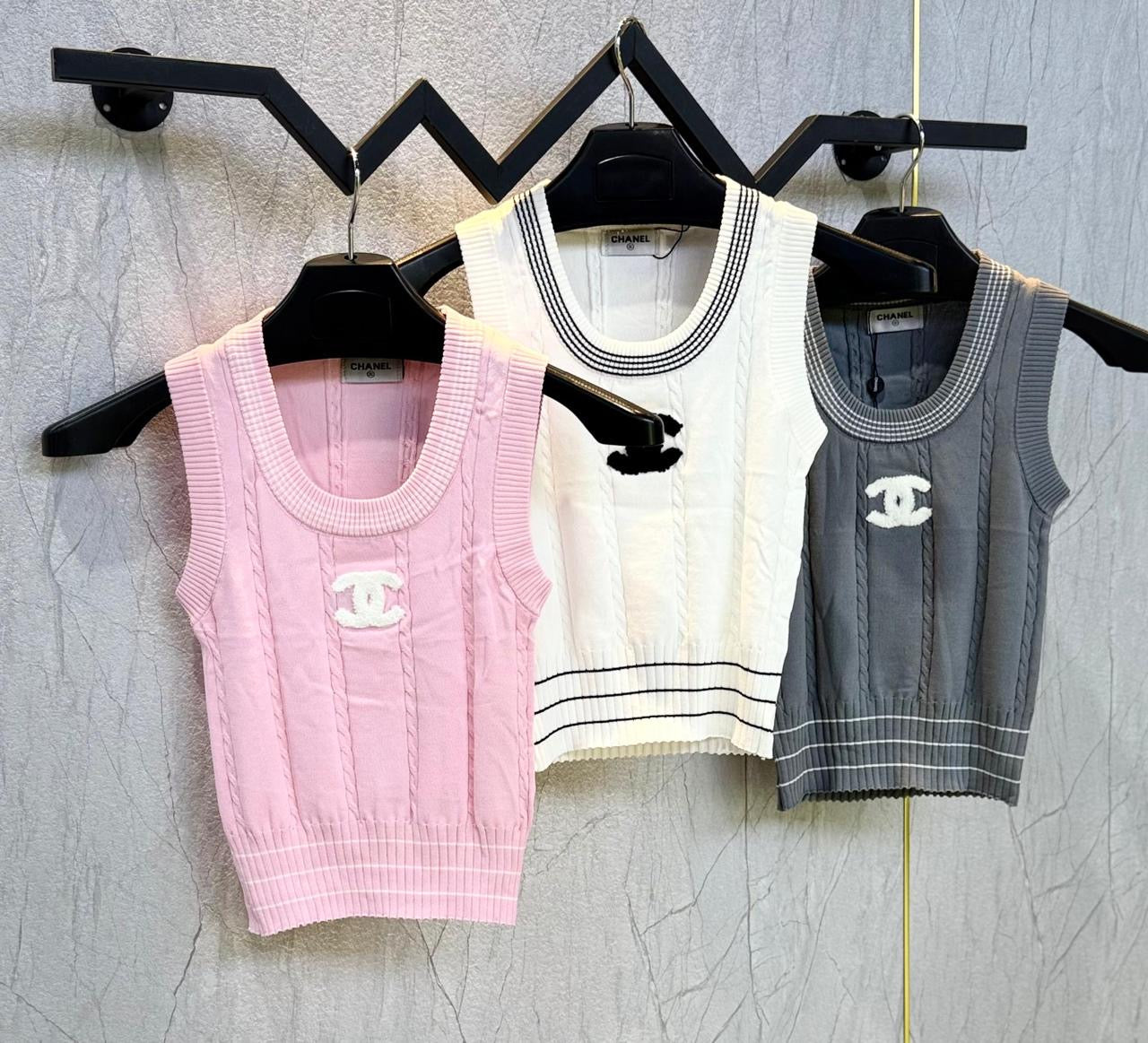 Chanel top