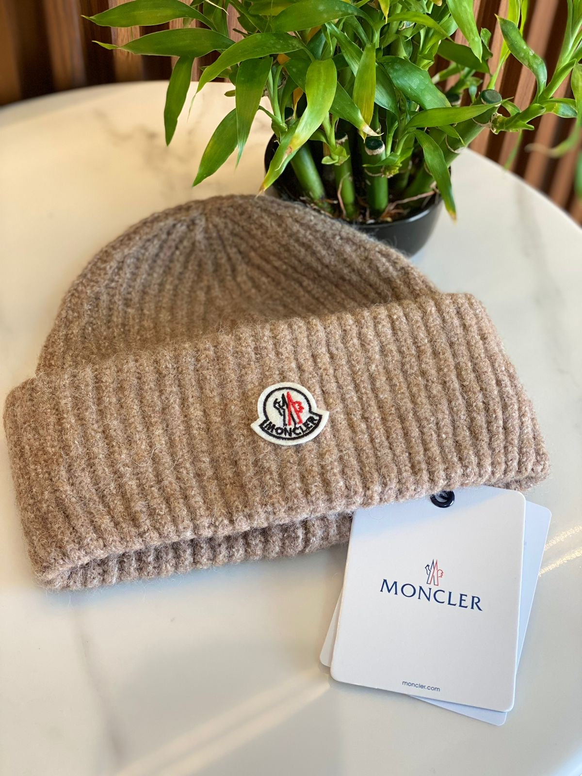 Monclet hat