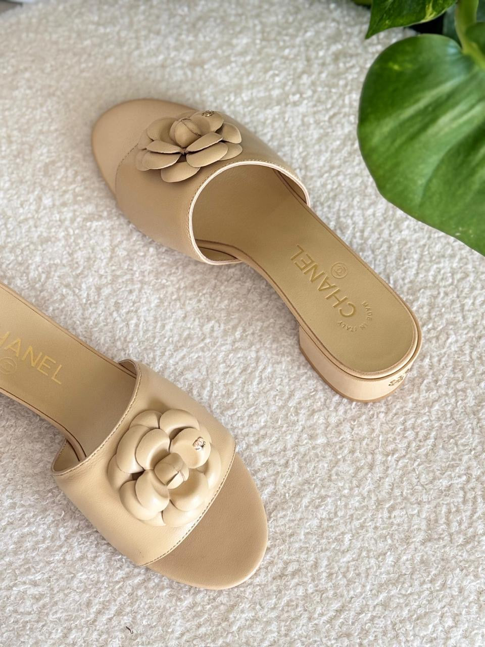 Chanel slippers & chanel sandals heels