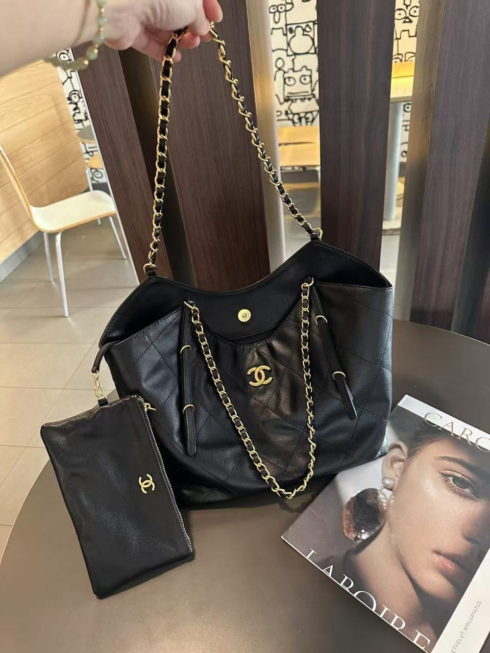 Chanel bag tote