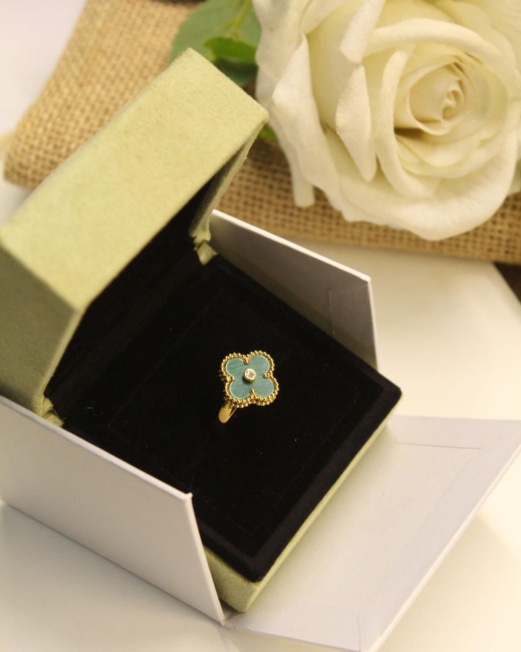 Van cleef ring