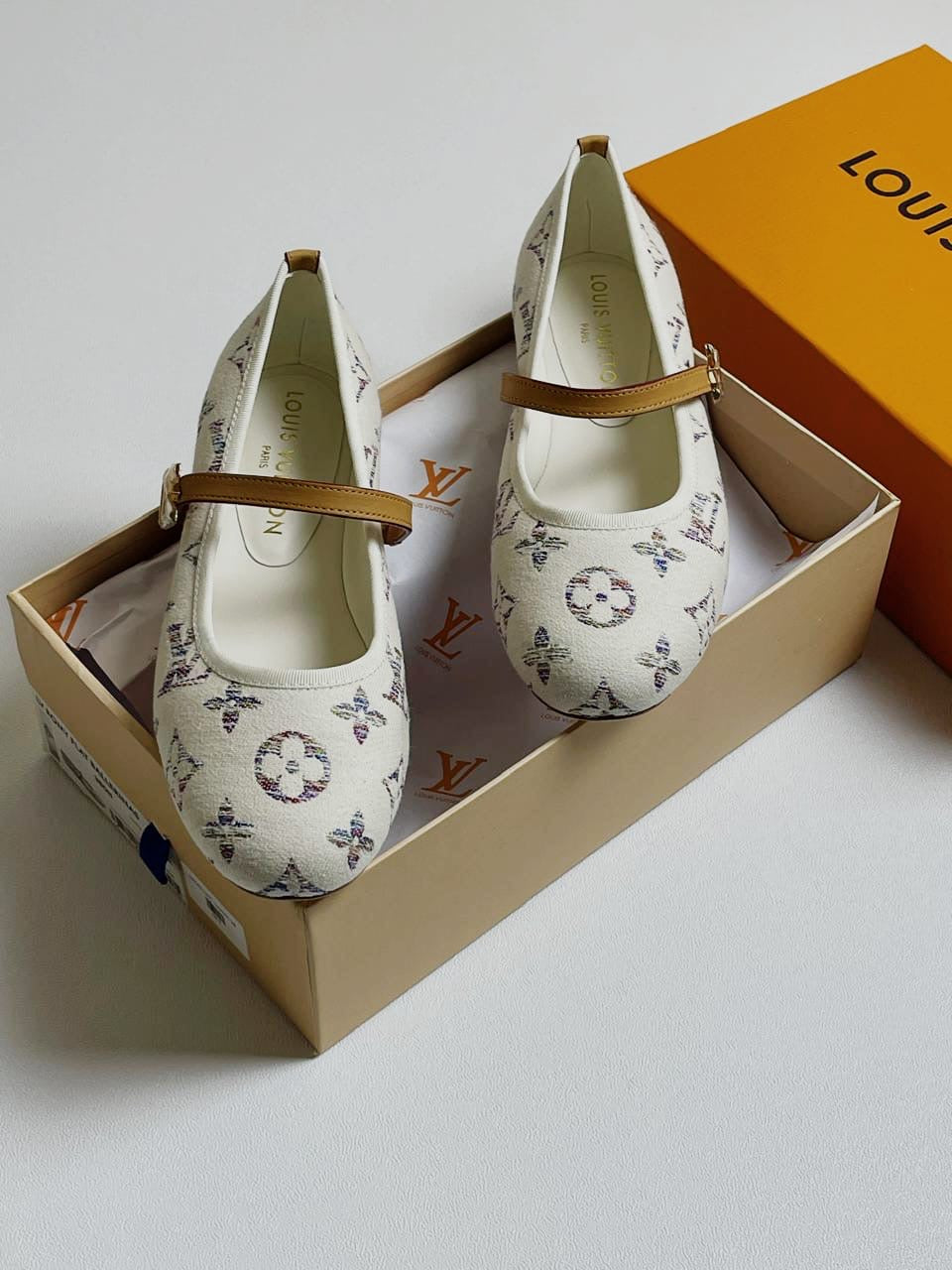 Lv ballerina white - romy flat