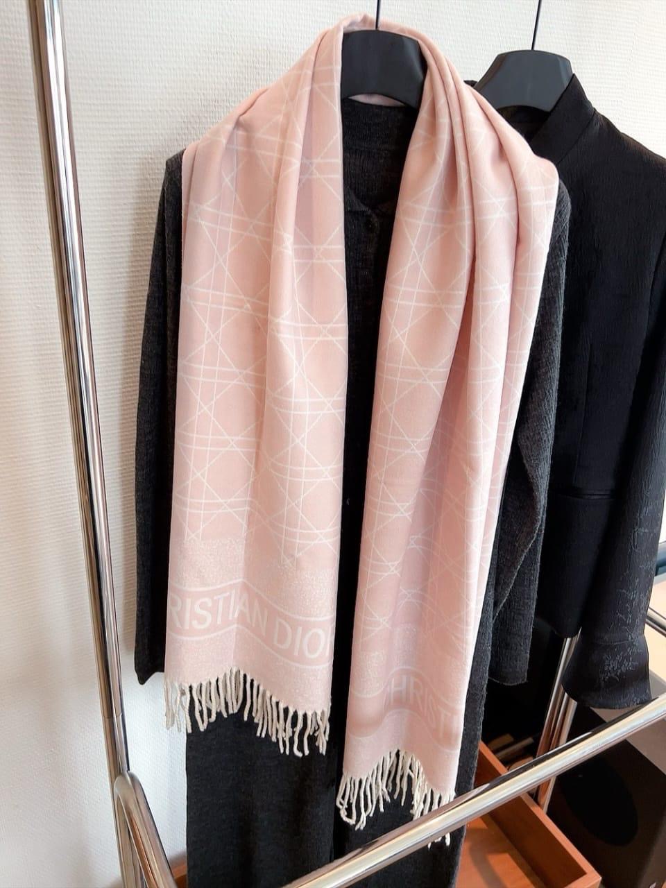 Dior scarf