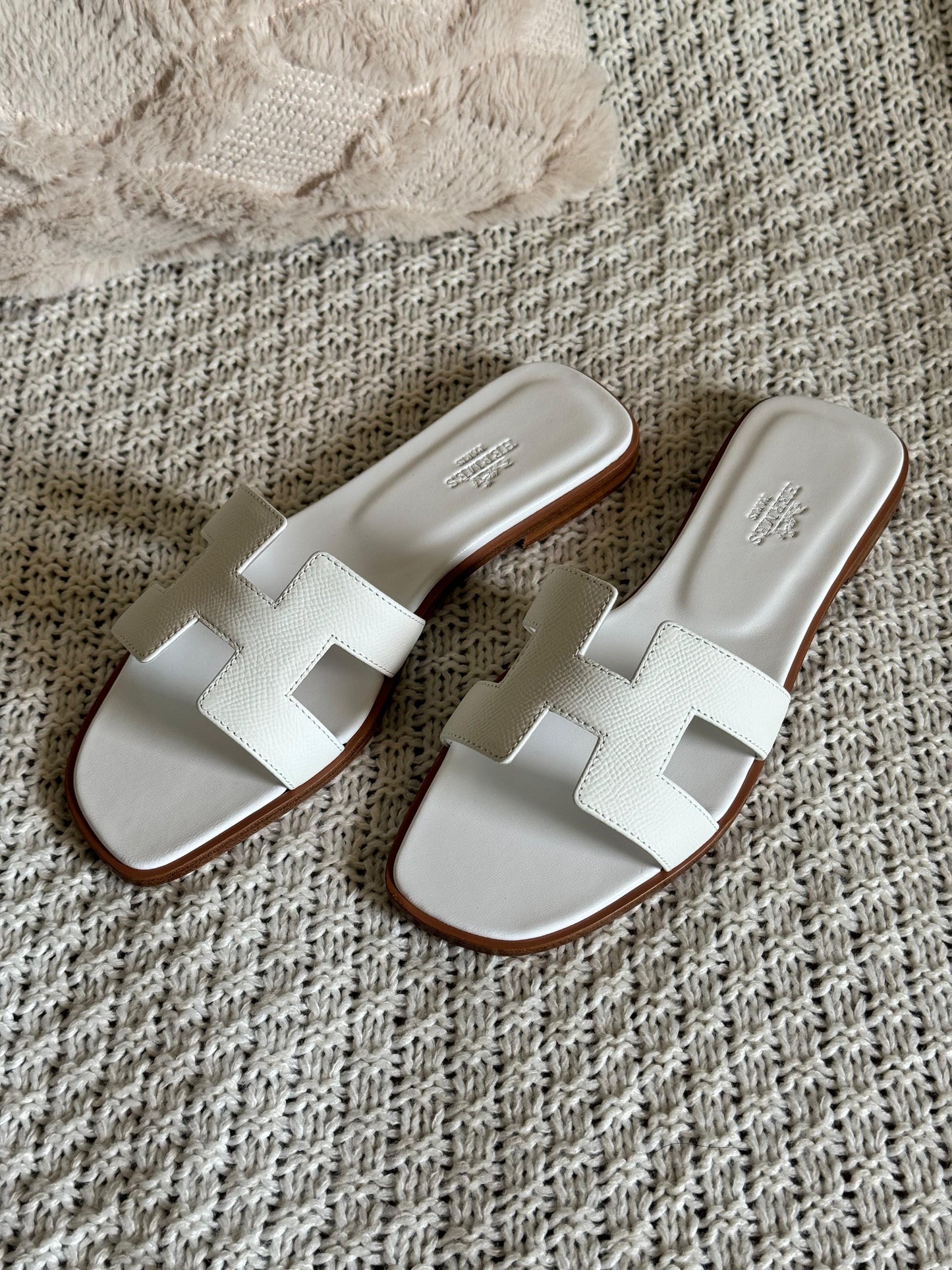 Hermes slippers - white