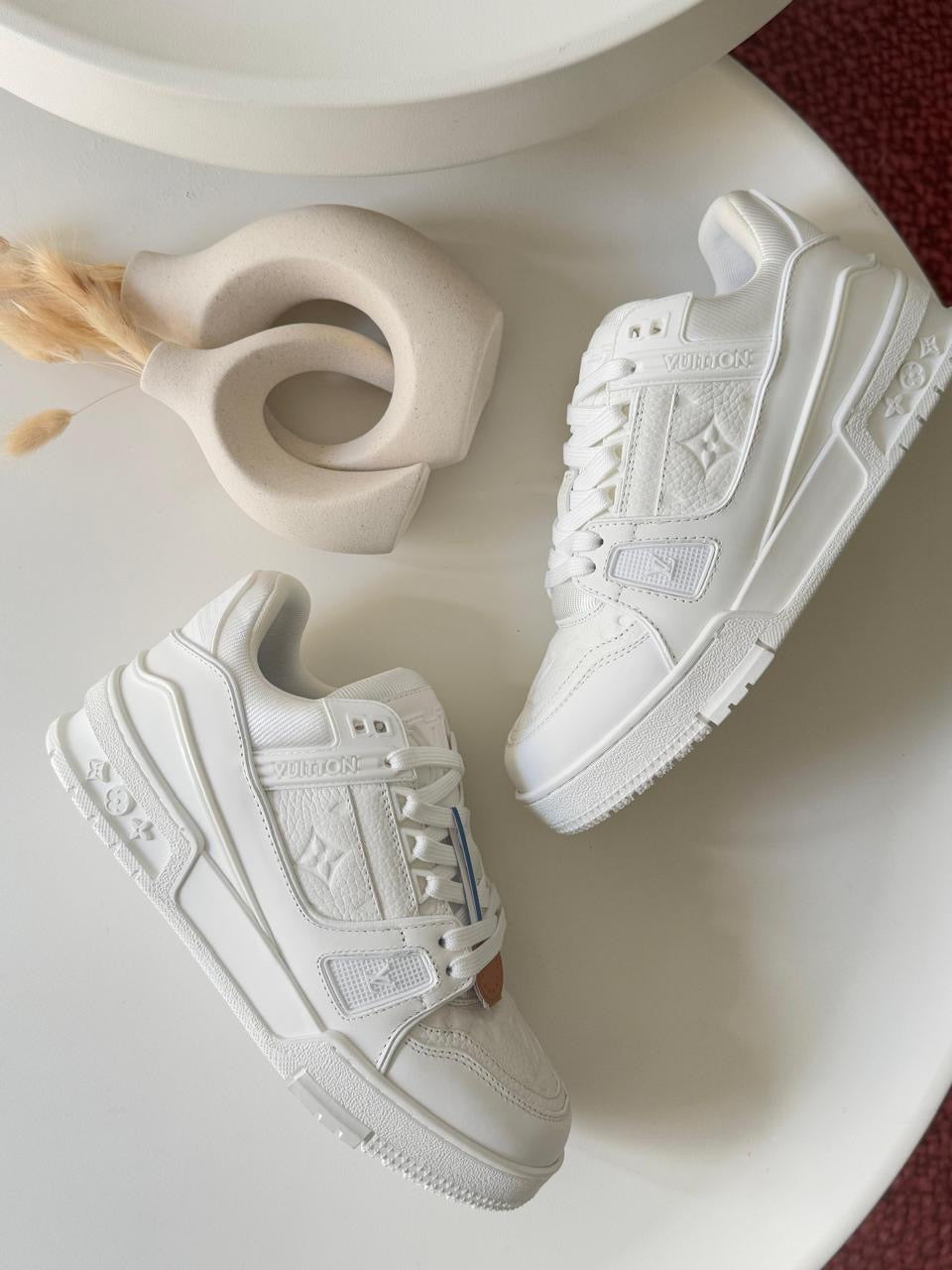 Lv sneakers