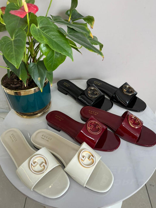 Gucci slippers
