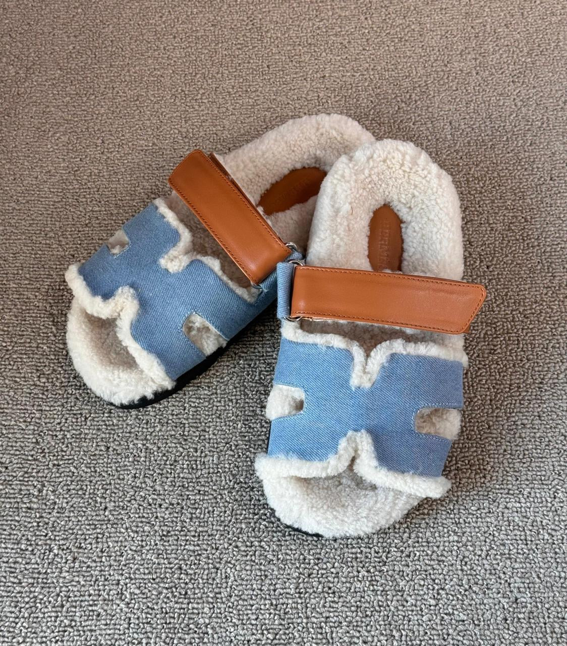 Hermes slippers chypre with fur