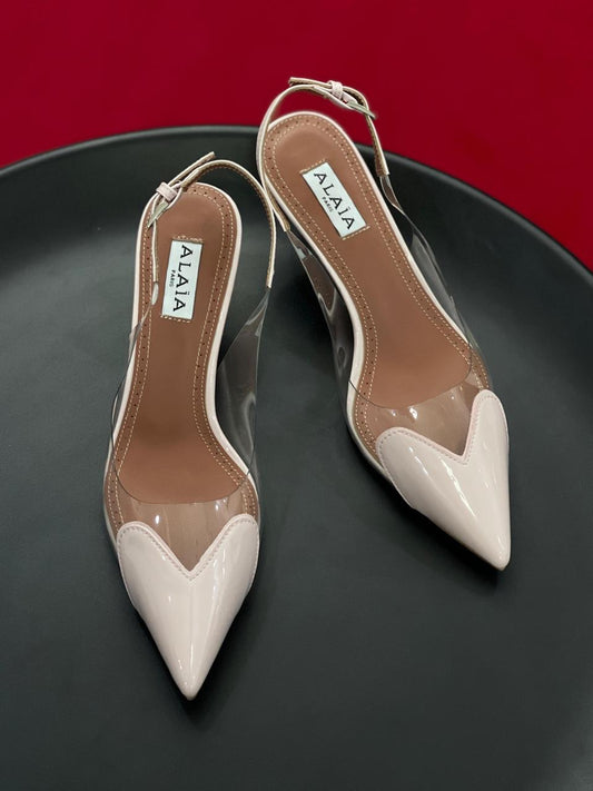 Alaia heels beige