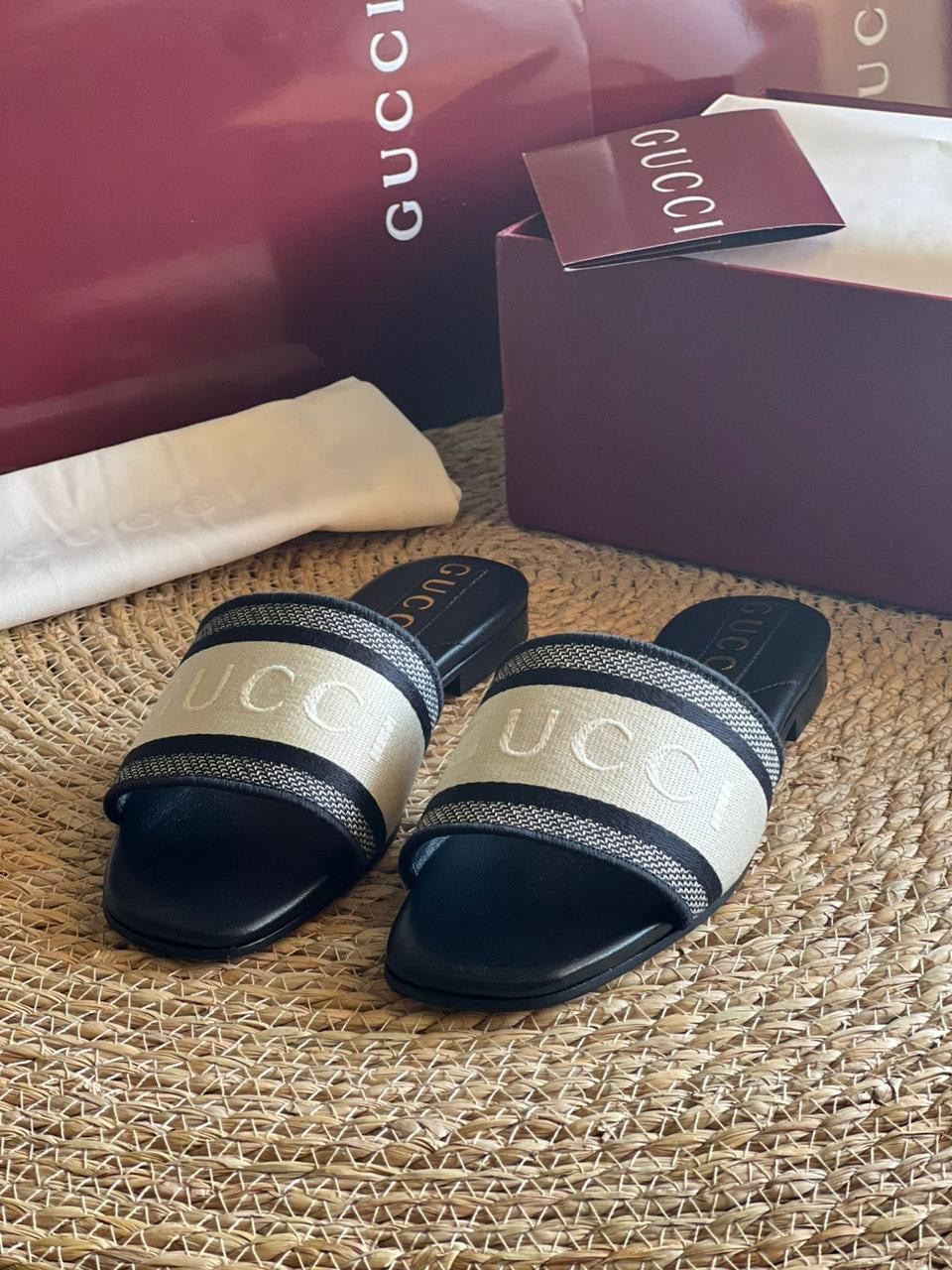 Gucci slippers