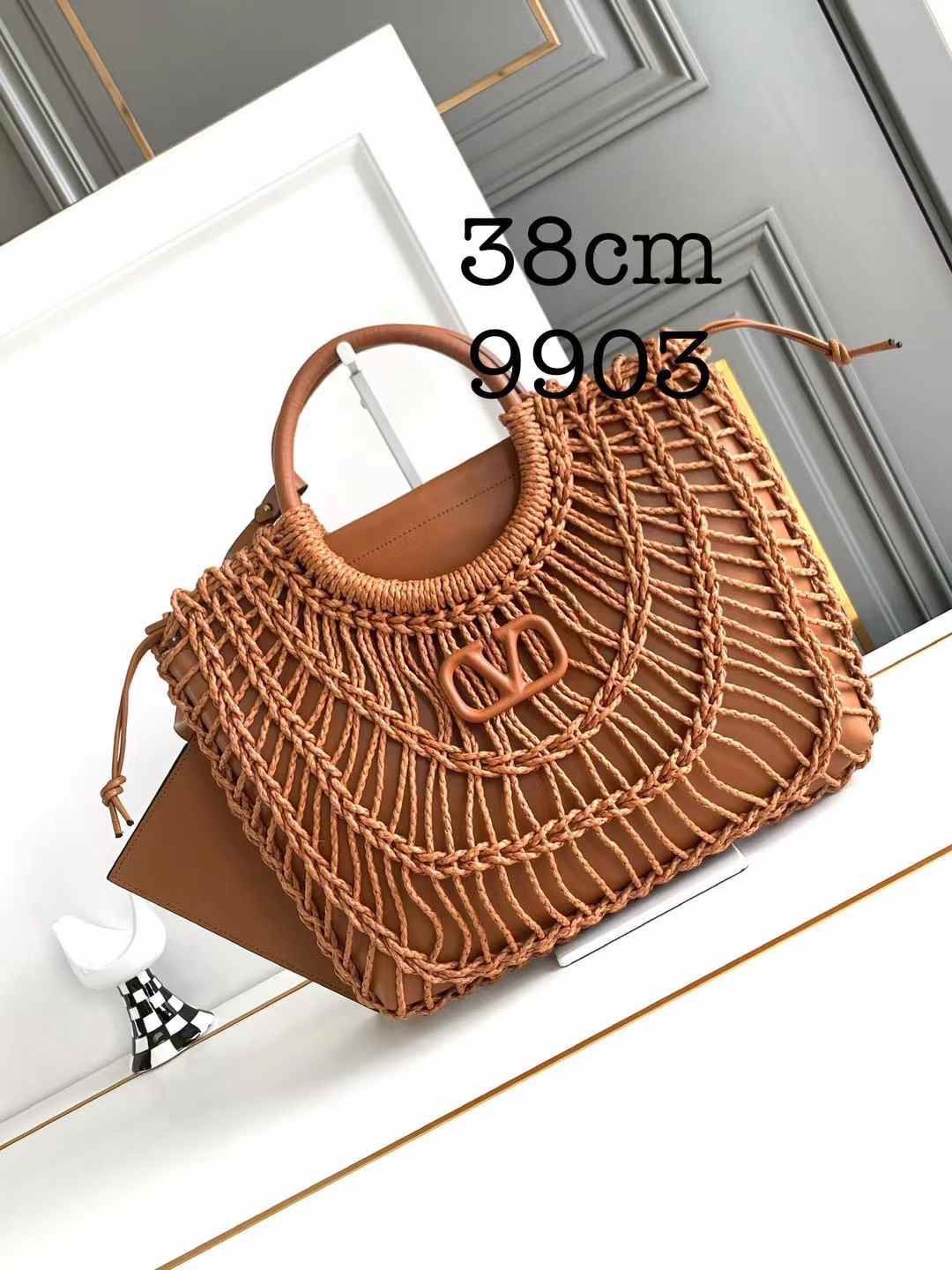 Valentino bag tote