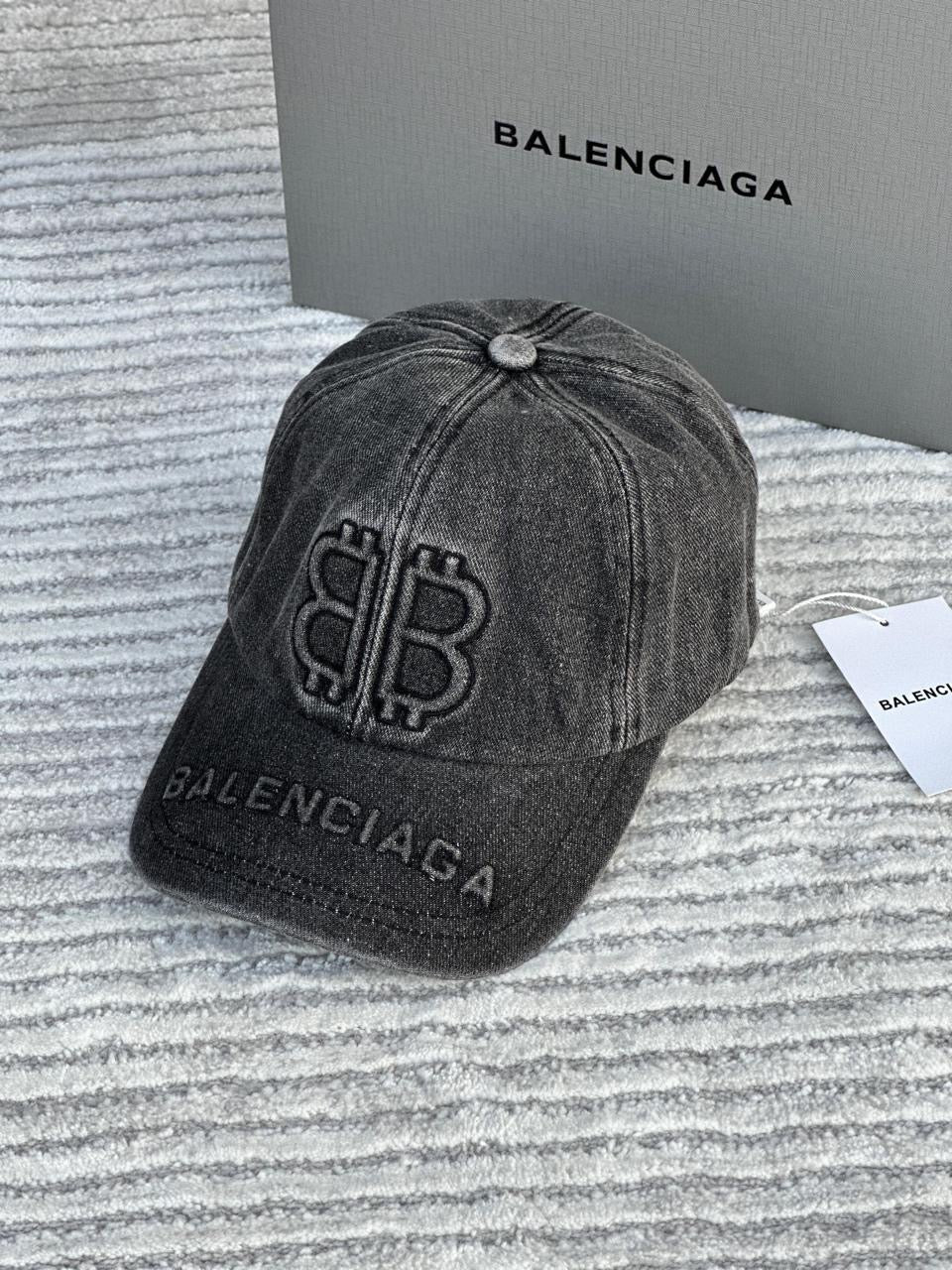 Balenciaga cap