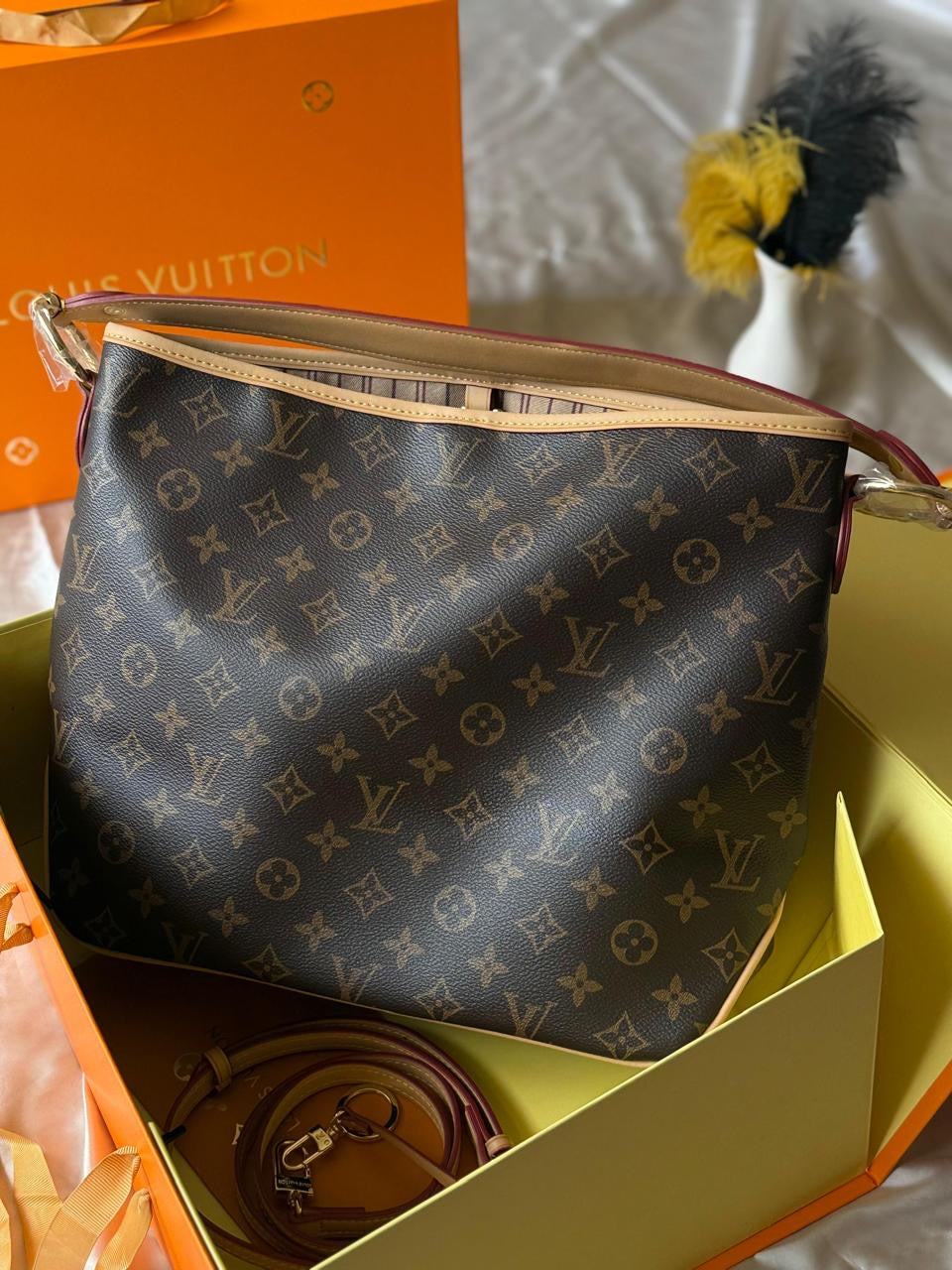 Lv bag tote