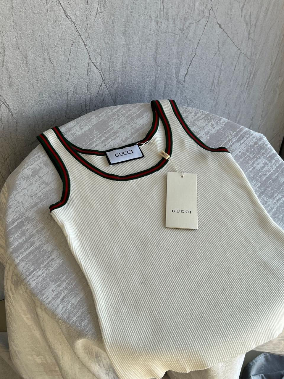 Gucci top