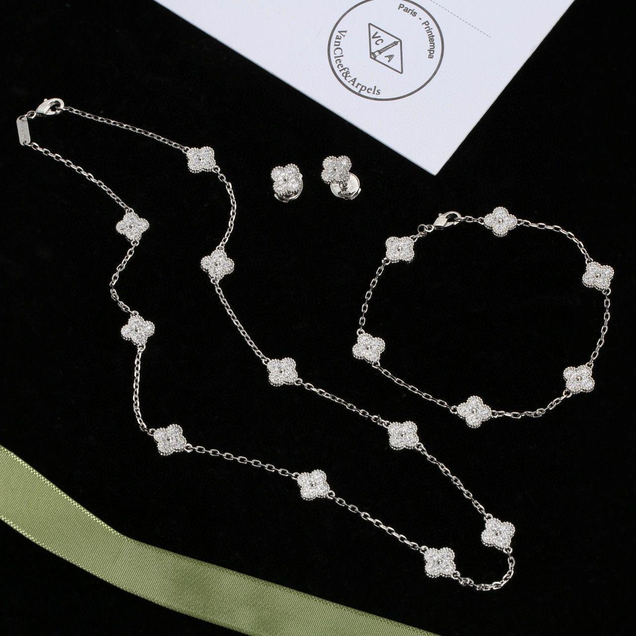 Van cleef jewelry set