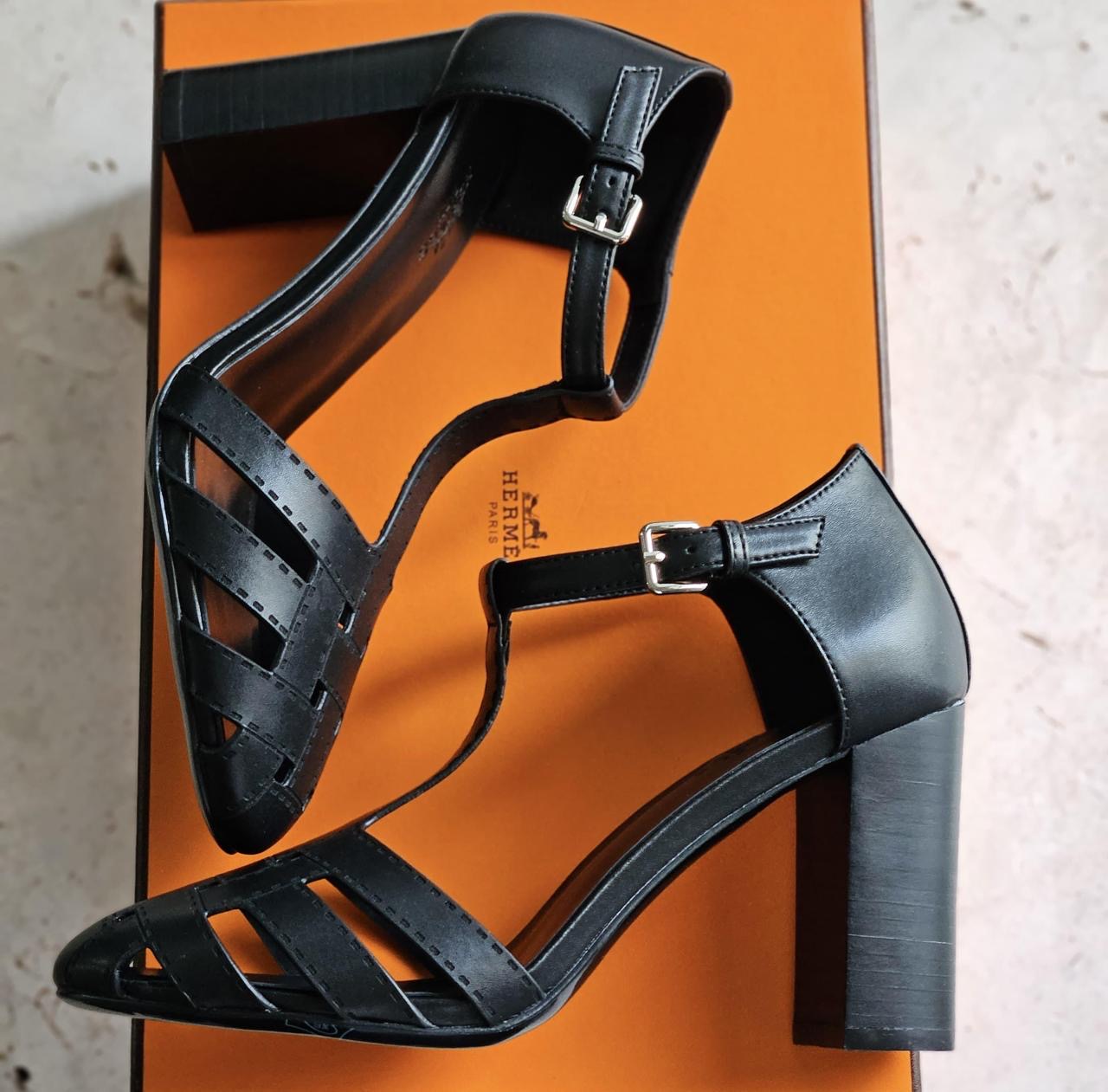 Hermes sandals heels