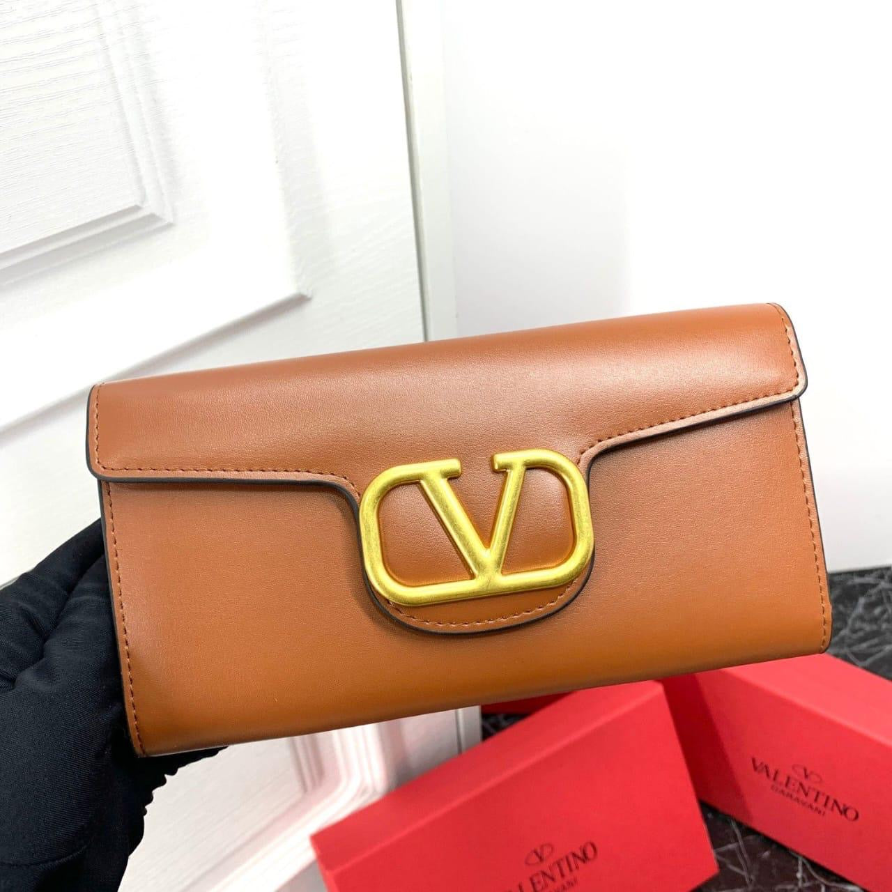 Valentino wallet