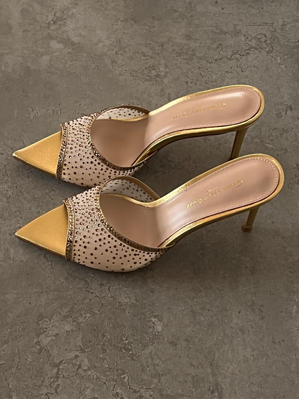 G rossi sandals heels