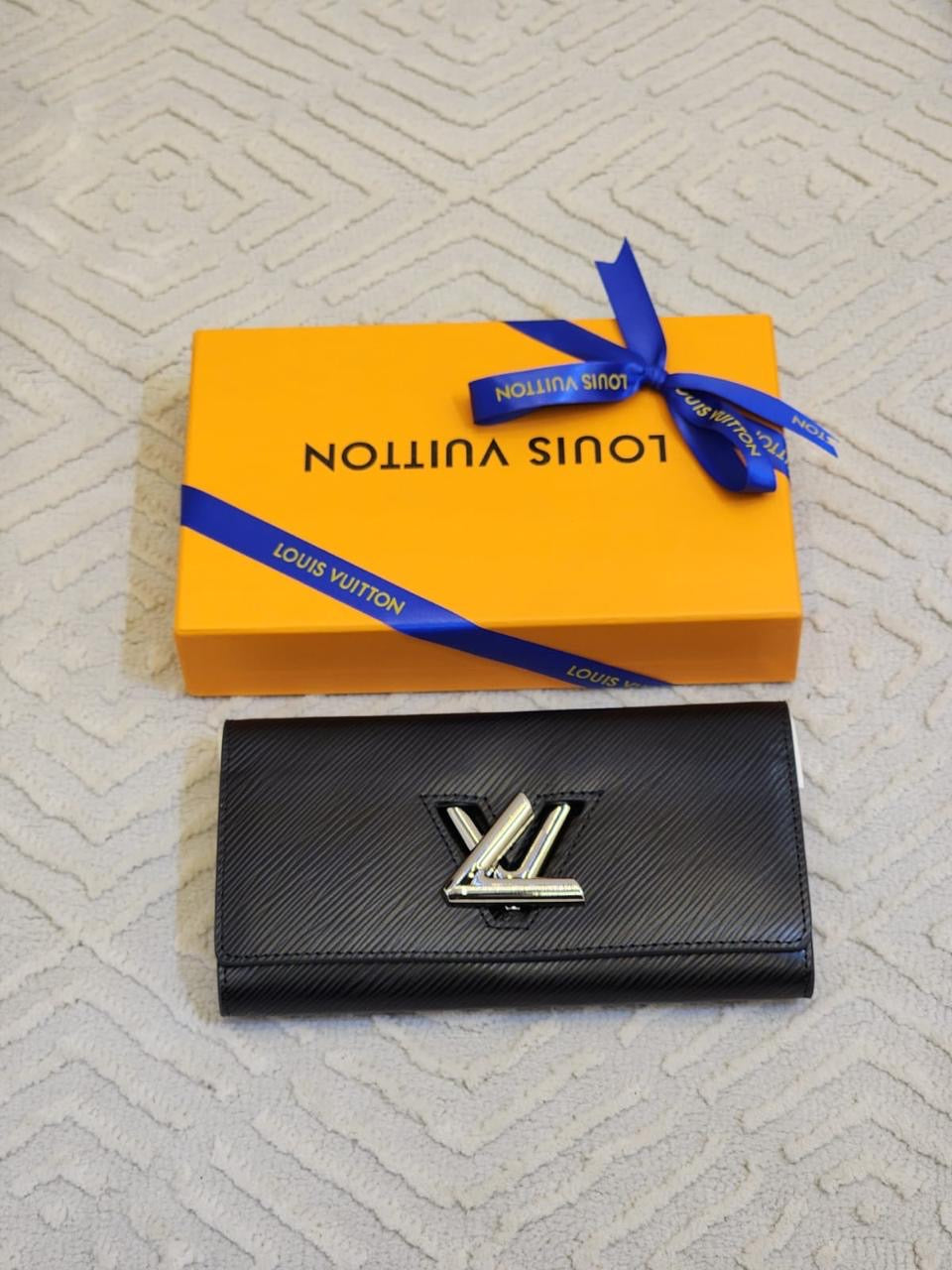 Lv wallet