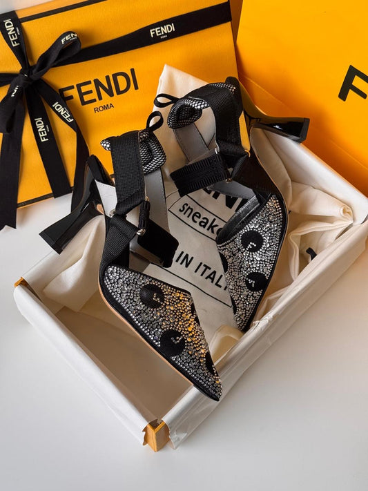 Fendi heels / silver with black