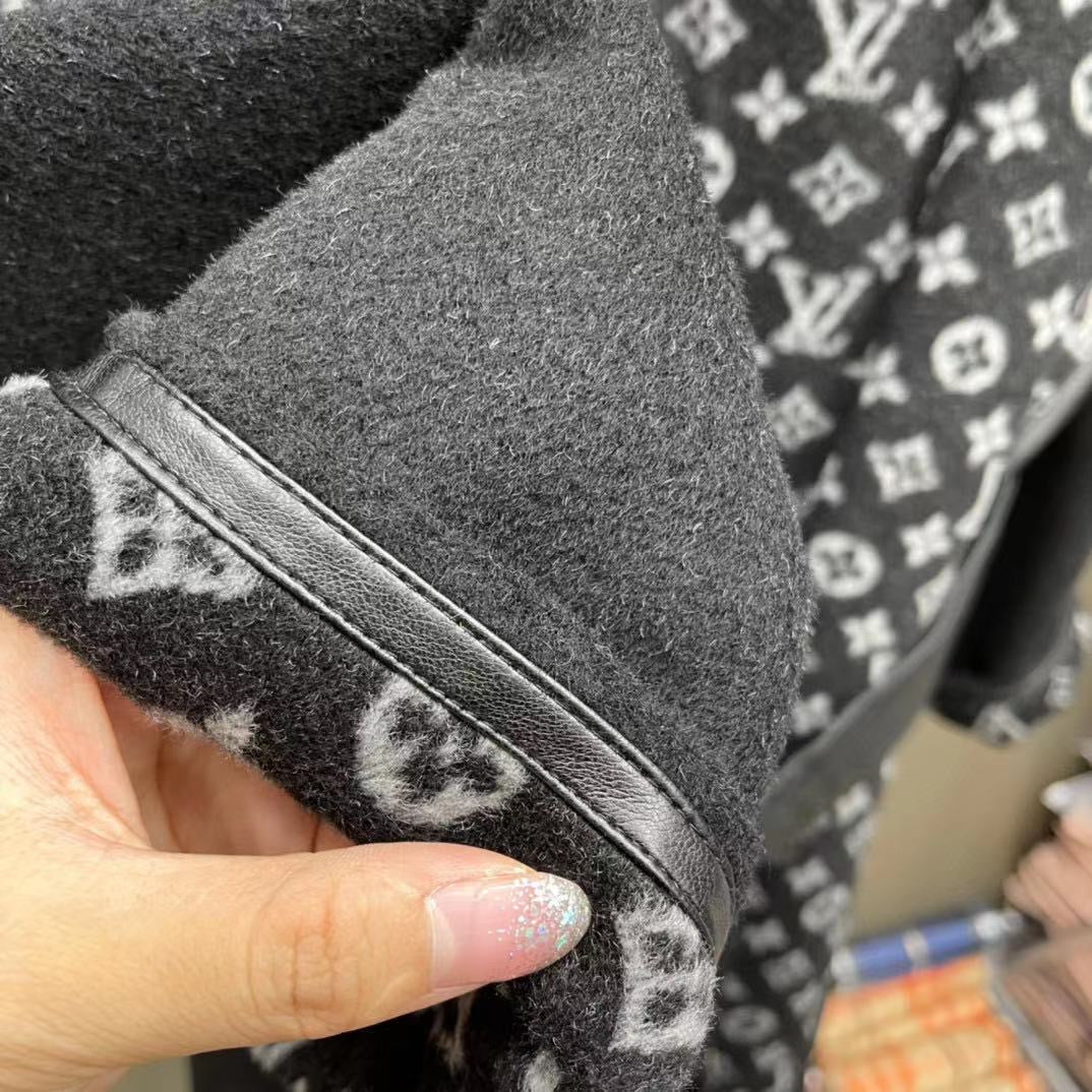 Lv jacket - coat