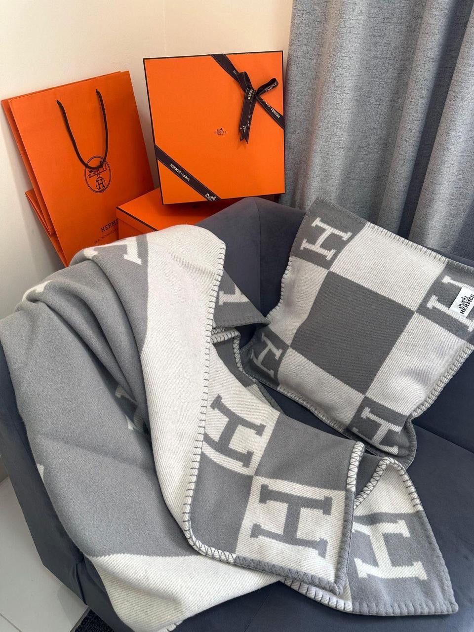 Hermes blanket & pillow cover