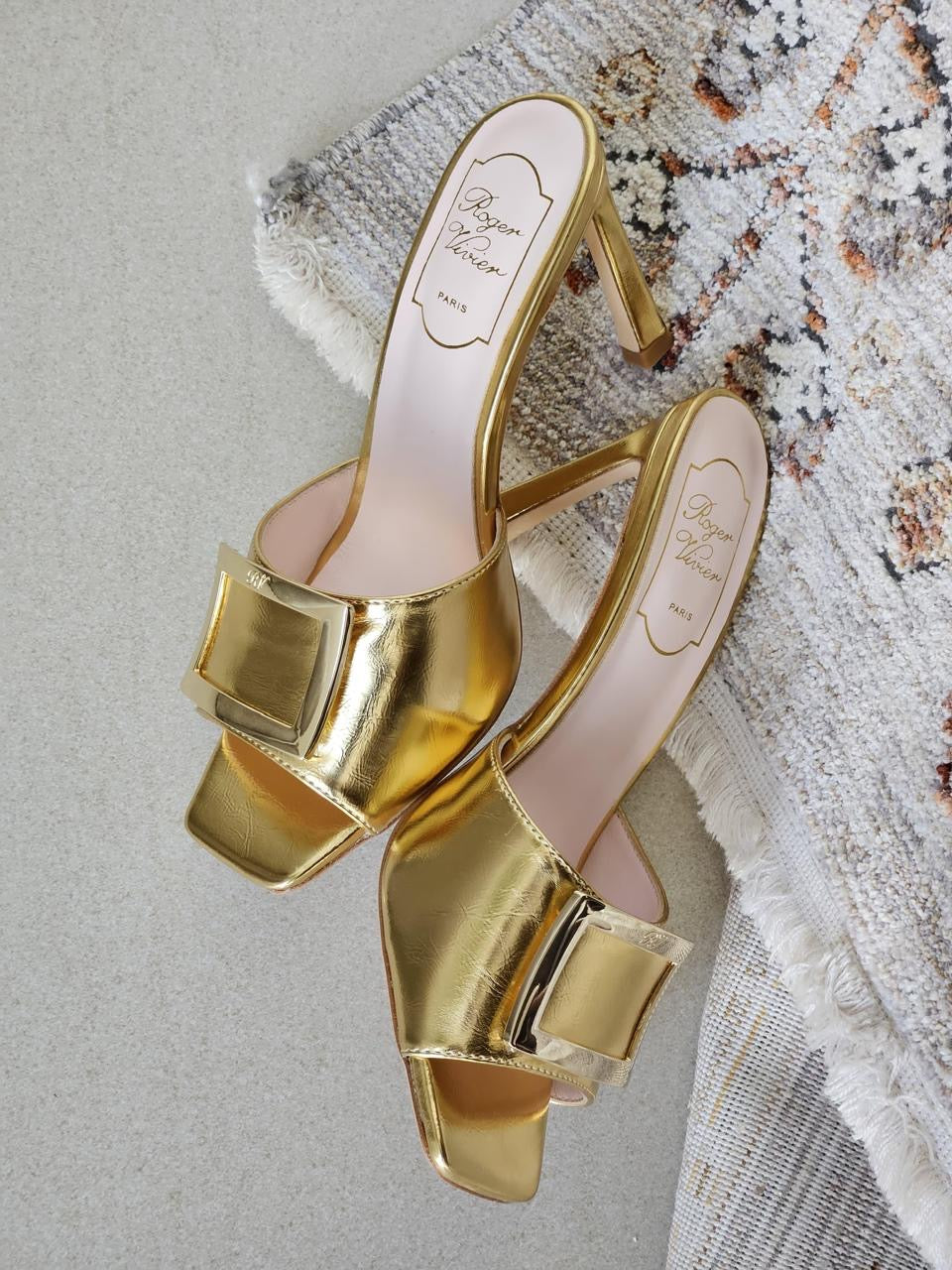 Roger vivier sandals heels gold