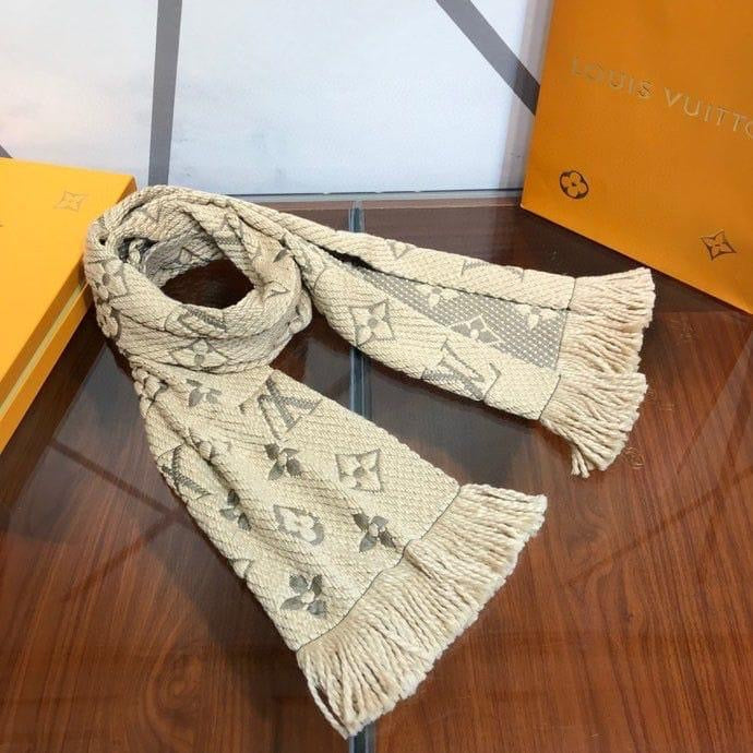 Lv scarf