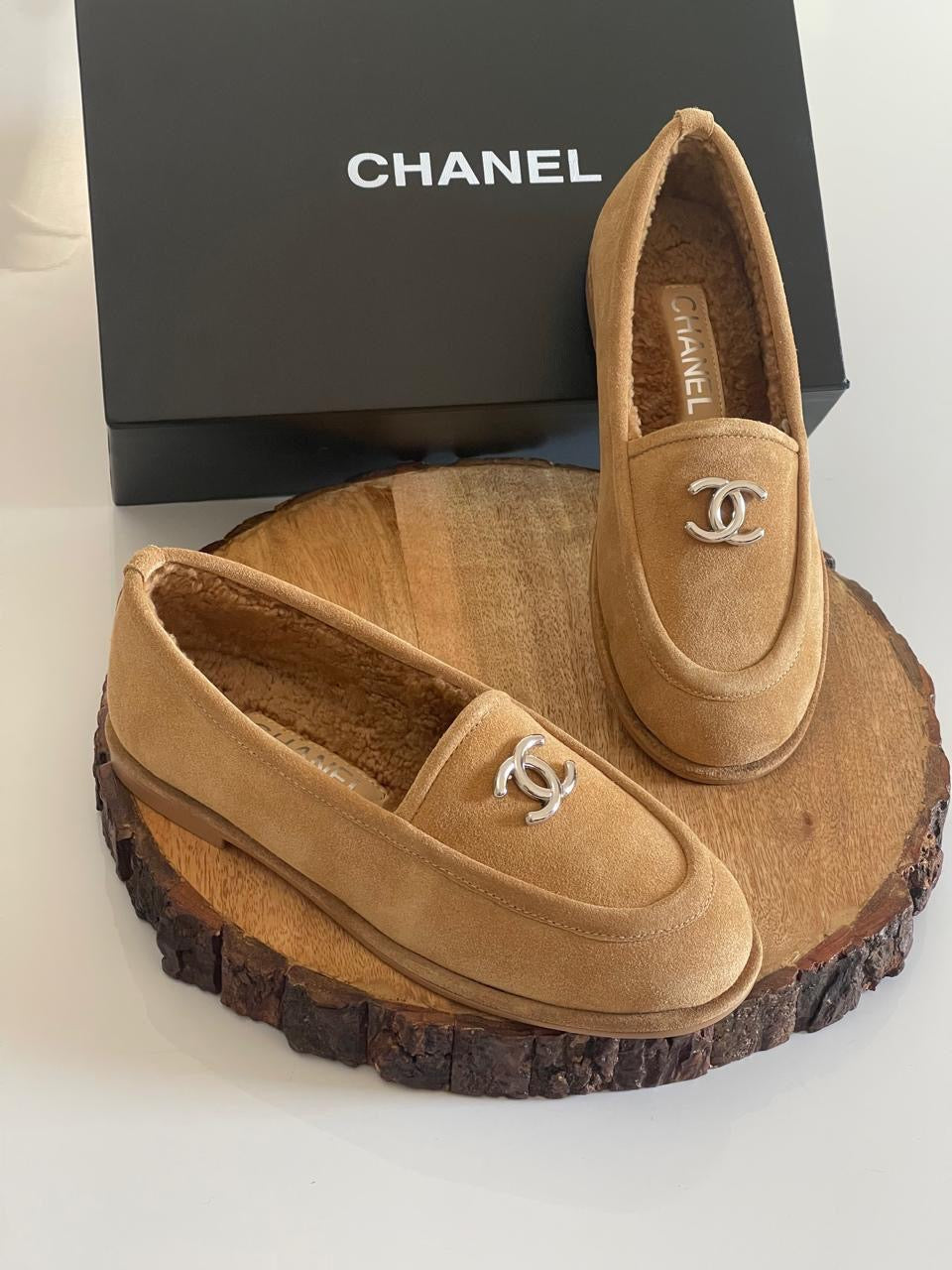 Chanel loafers - with fur