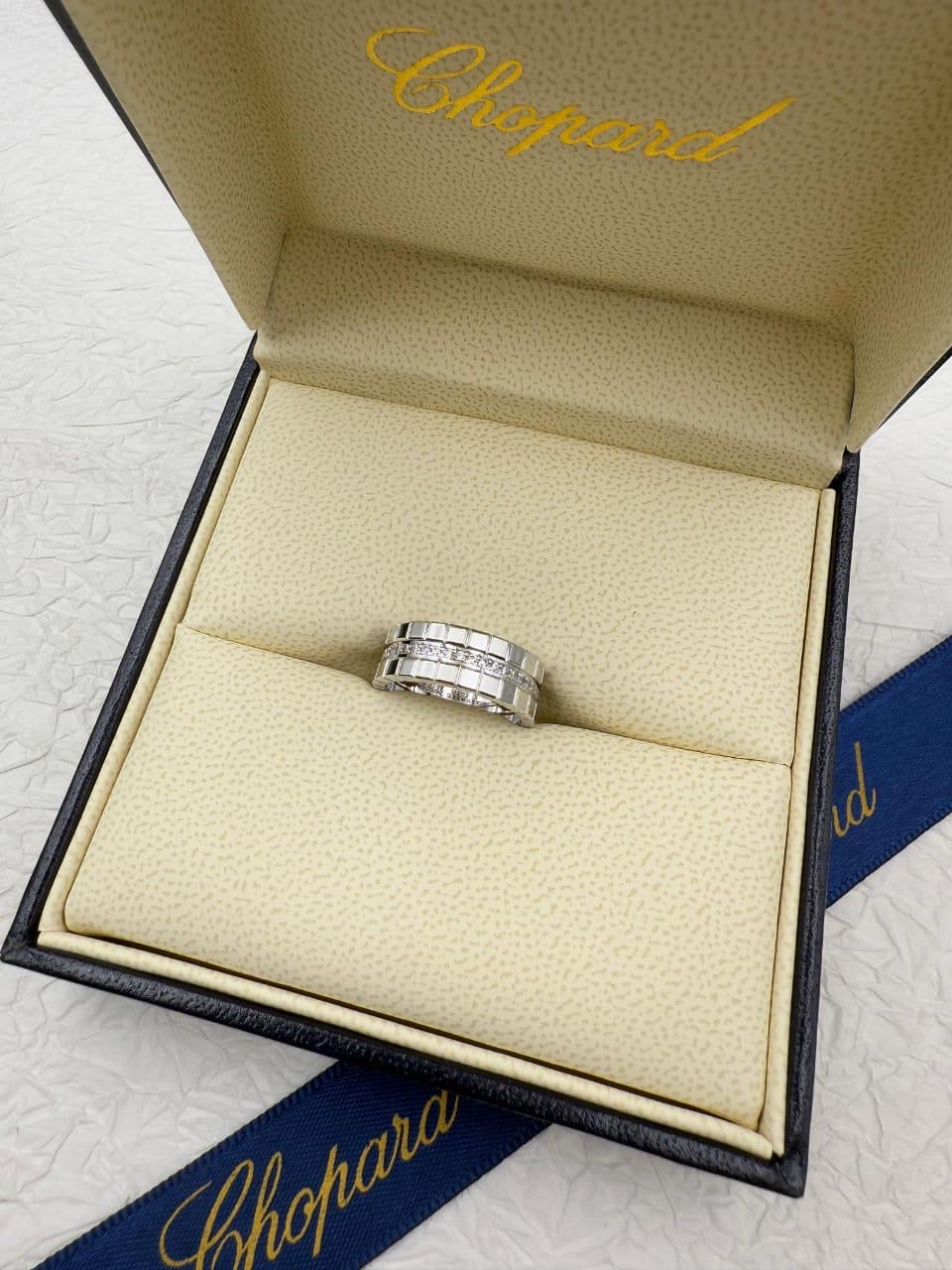 Chopard ring with normal box