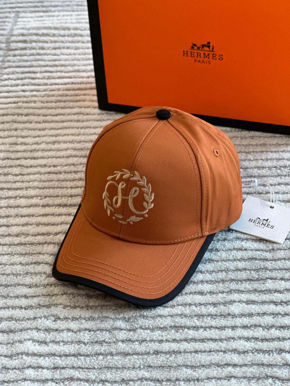 Hermes cap