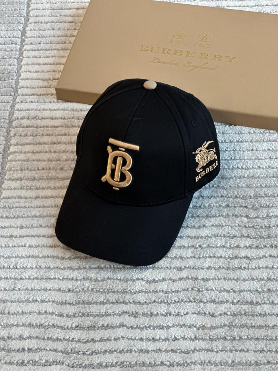 Burberry cap