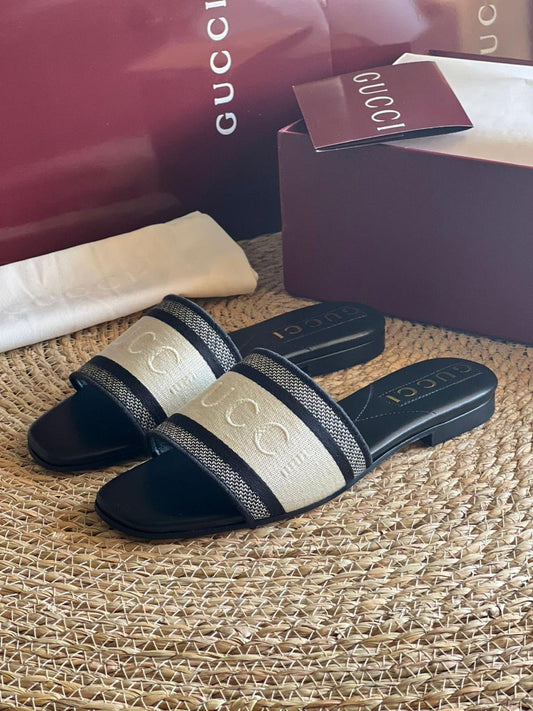 Gucci slippers