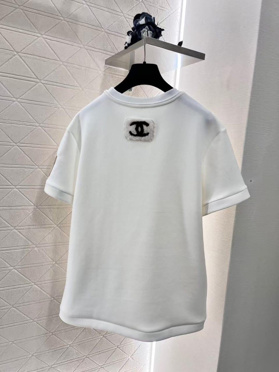 Chanel Tshirt