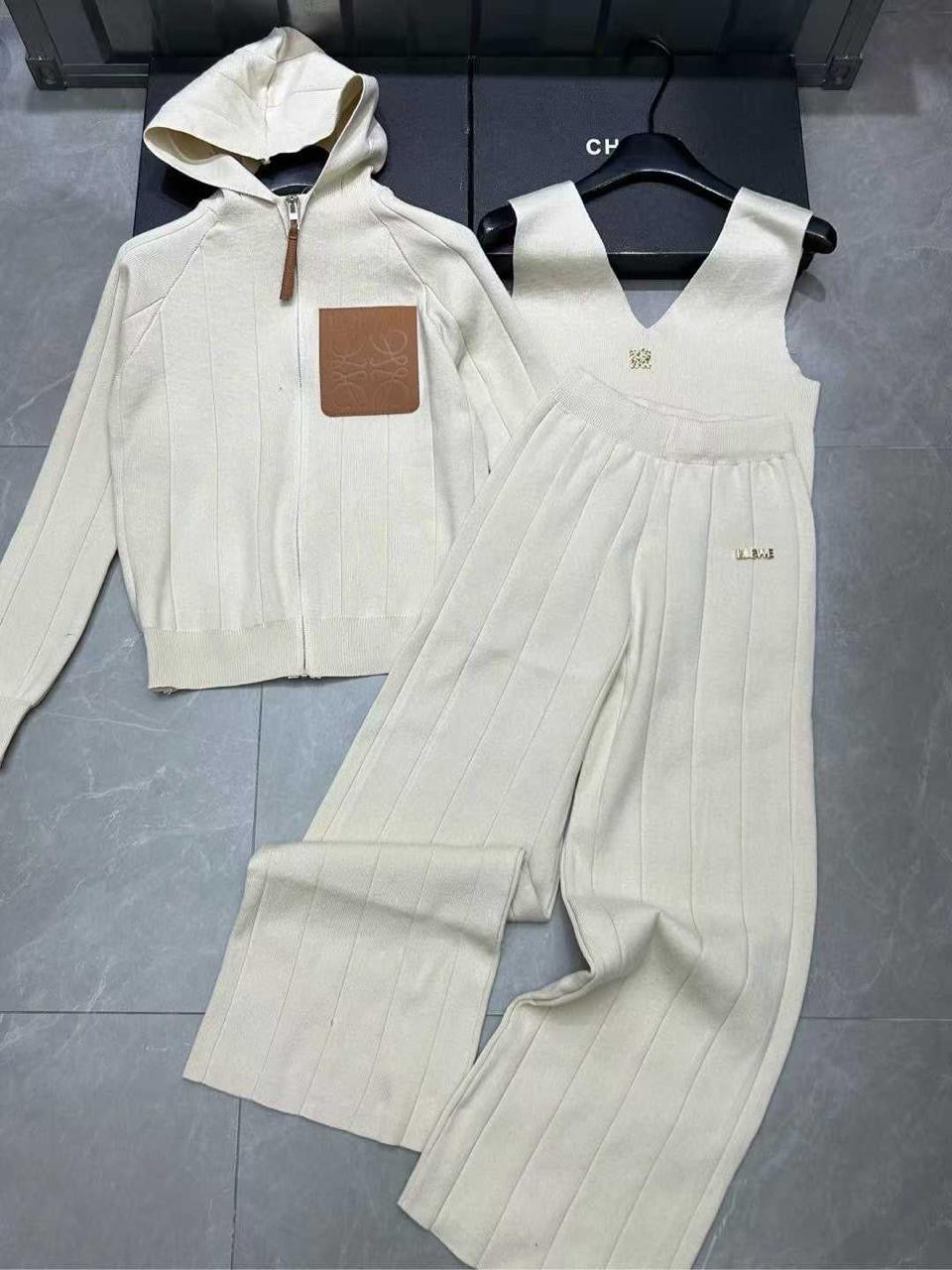Loewe tracksuit 3 pcs