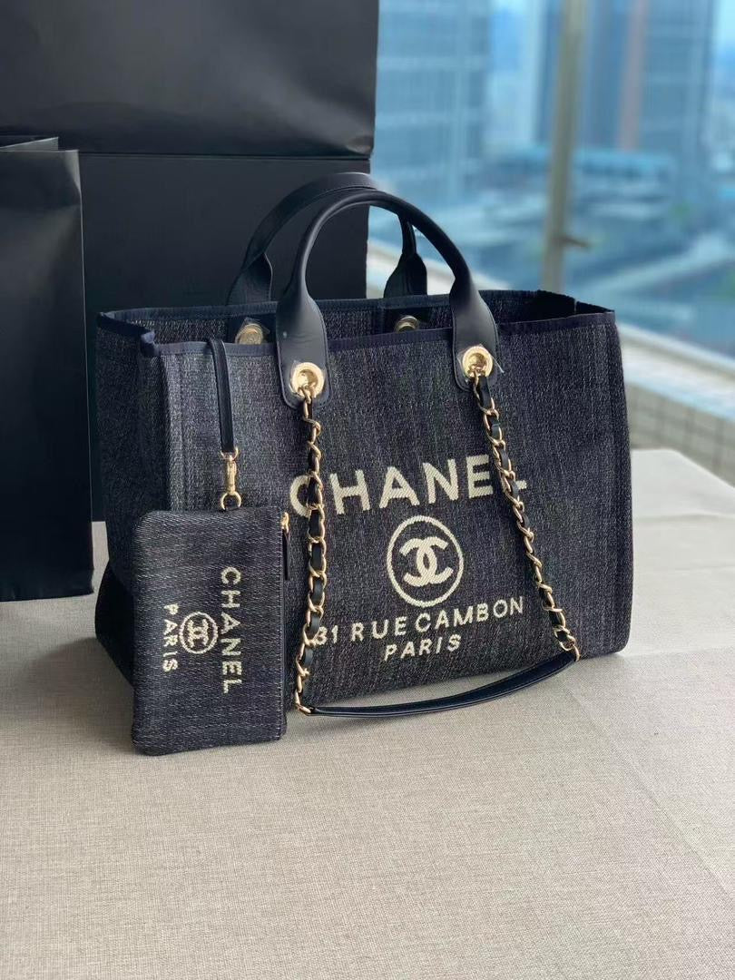 Chanel bag tote