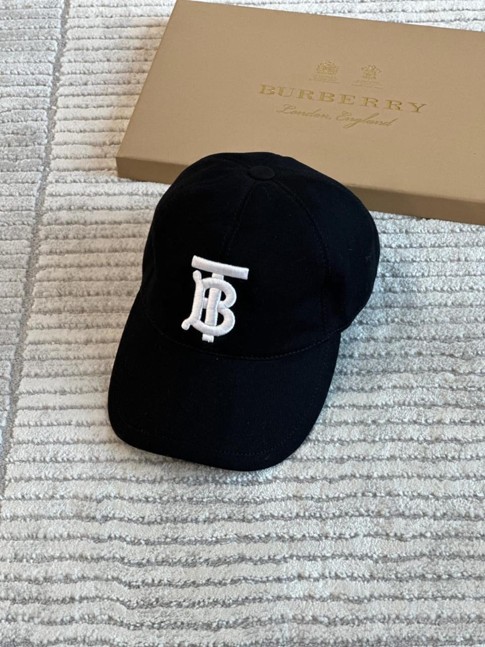 Burberry cap