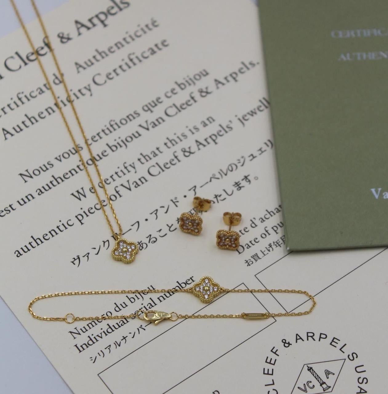 Van cleef jewelry set