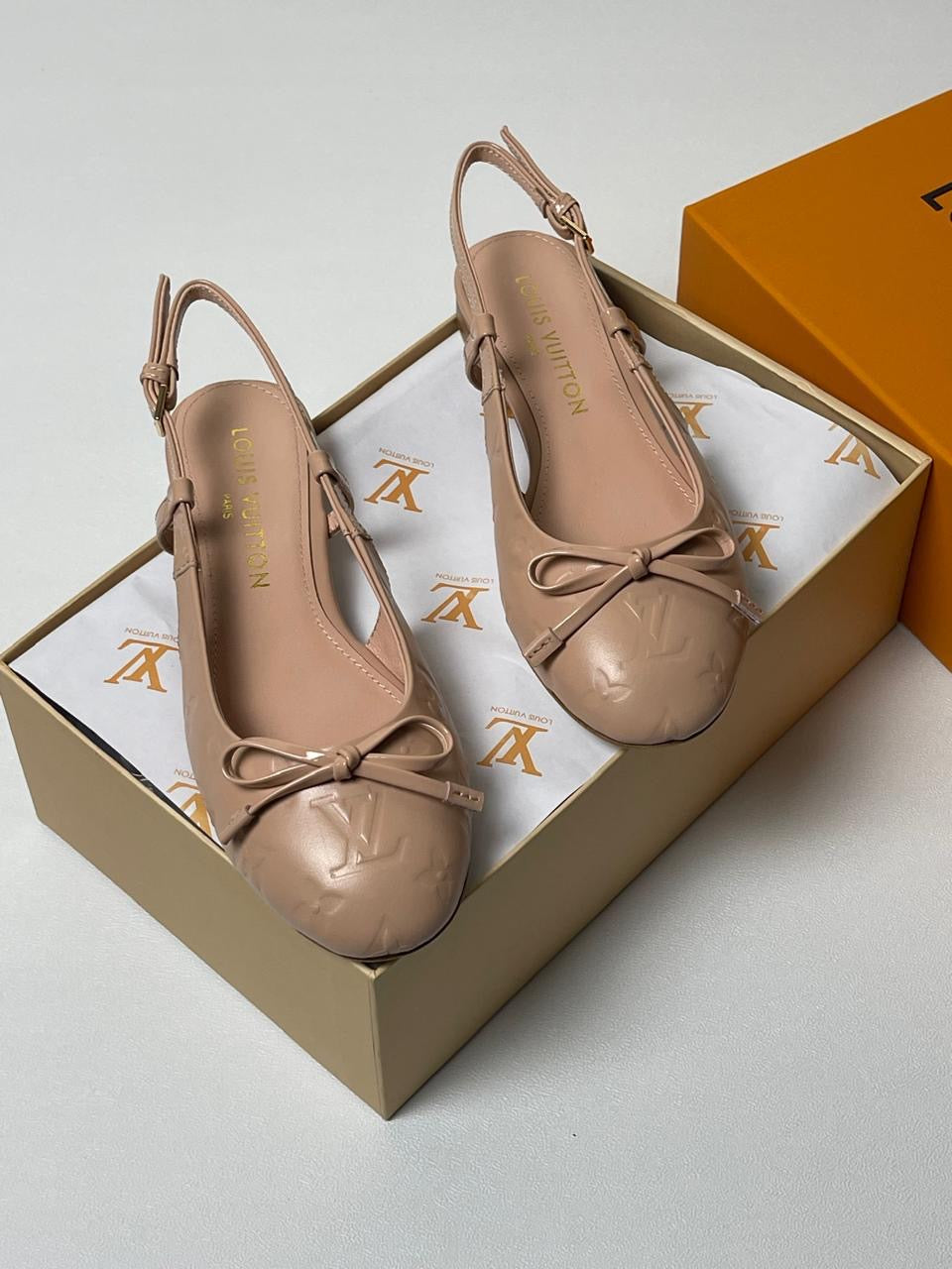 Lv heels - low heels - flat