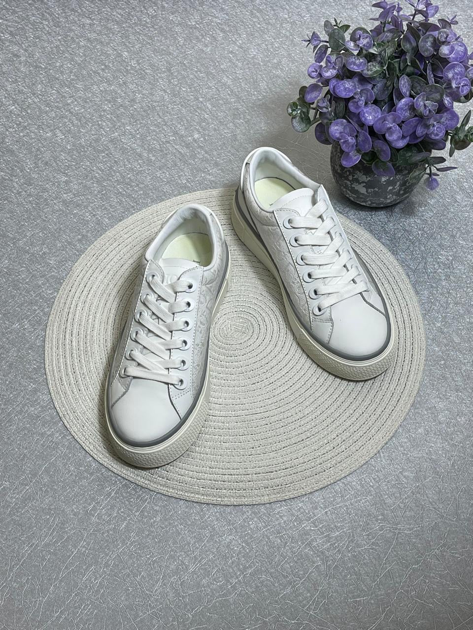 Dior sneakers