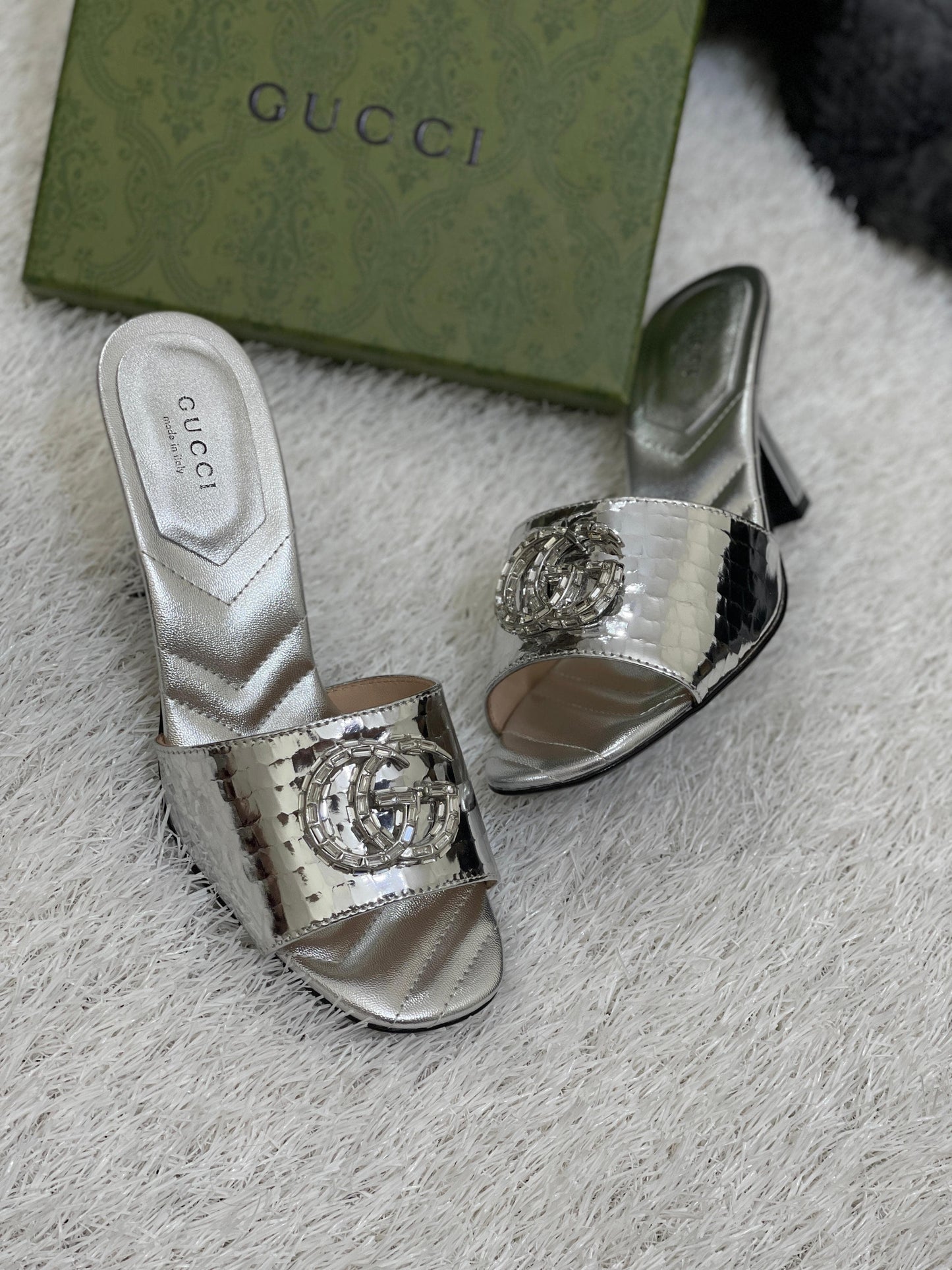 Gcci sandals heels