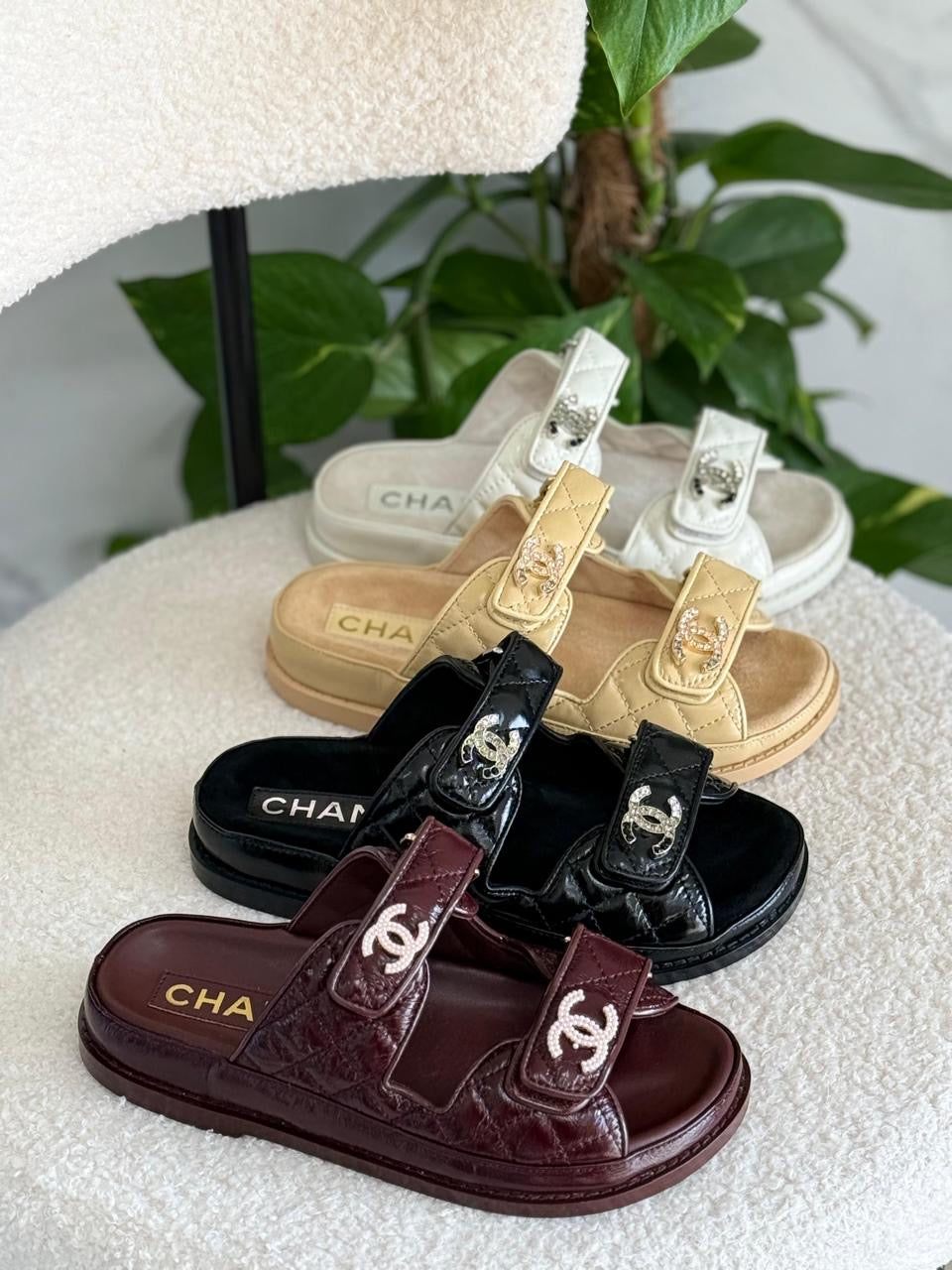 Chanel slippers glossy