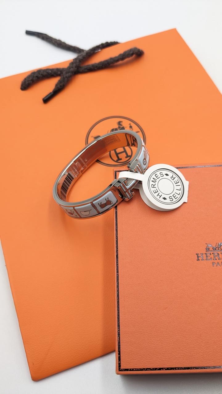 Hermes bangle