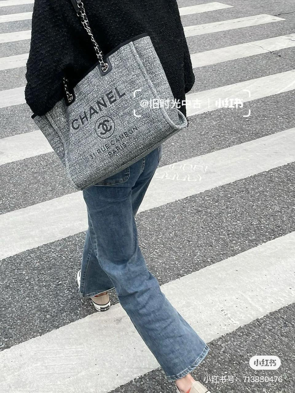 Chanel bag tote